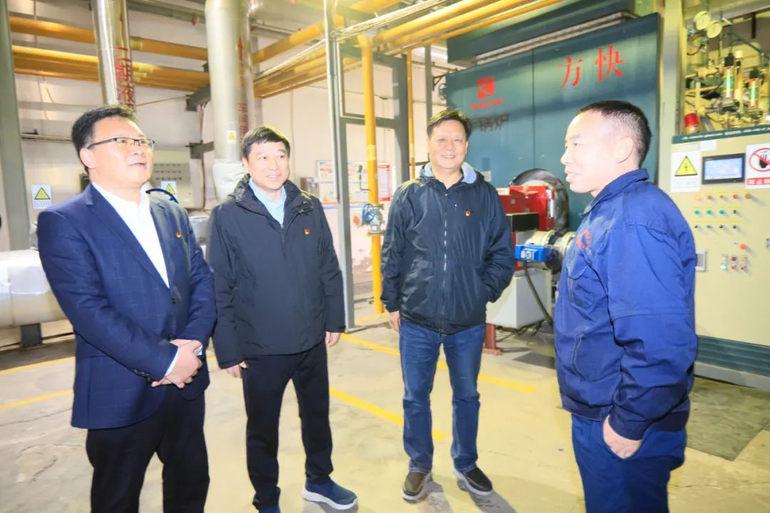 新春慰問送關(guān)懷——集團(tuán)黨委書記、董事長(zhǎng)慰問春節(jié)期間堅(jiān)守崗位的一線職工