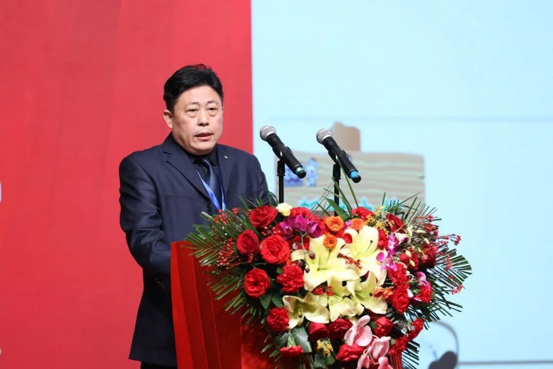 花花牛乳業(yè)30周年暨2024年客戶大會(huì)圓滿召開！