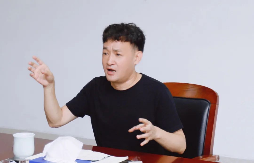 繼往開(kāi)來(lái) · 再創(chuàng)輝煌 | 花花牛乳業(yè)集團(tuán)召開(kāi)9月?tīng)I(yíng)銷(xiāo)、養(yǎng)殖及飼料月度經(jīng)營(yíng)工作會(huì)議