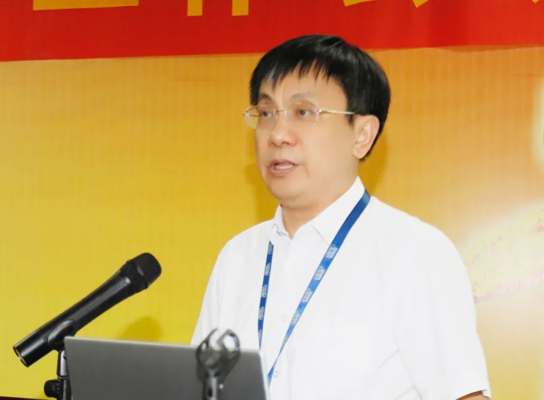 鼓足干勁·再創(chuàng)輝煌 | 花花牛乳業(yè)集團召開經銷商座談會 鼓足干勁·再創(chuàng)輝煌 | 花花牛乳業(yè)集團召開經銷商座談會