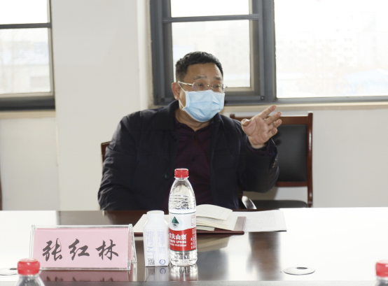 省委統(tǒng)戰(zhàn)部副部長張紅林一行蒞臨花花牛乳業(yè)集團 調(diào)研復(fù)工復(fù)產(chǎn)暨二七區(qū)民營經(jīng)濟發(fā)展工作座談會 省委統(tǒng)戰(zhàn)部副部長張紅林一行蒞臨花花牛乳業(yè)集團 調(diào)研復(fù)工復(fù)產(chǎn)暨二七區(qū)民營經(jīng)濟發(fā)展工作座談會