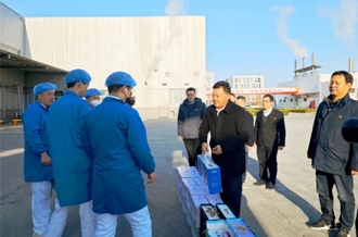 春節(jié)送溫暖，慰問(wèn)暖人心丨集團(tuán)黨委書(shū)記、董事長(zhǎng)慰問(wèn)春節(jié)期間堅(jiān)守崗位的一線職工